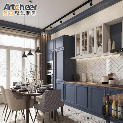 comprar Gabinete de cocina modular con mangos de oro y diseño seccional azul oscuro en material contrachapado fabricación en línea