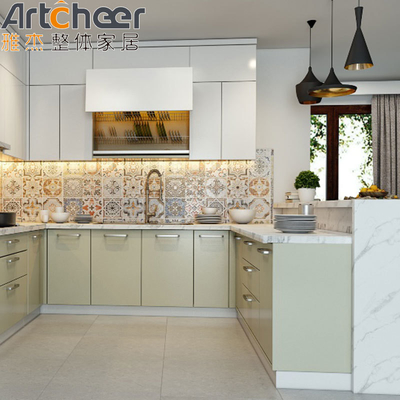 comprar Gabinete de cocina en forma de U de piedra de cuarzo de color verde para diseño de cocina moderno y elegante fabricación en línea