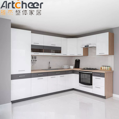 comprar RTA High Gloss Lacquer Finish gabinetes de cocina con diseño modular e isla de cocina fabricación en línea