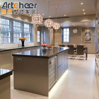 comprar Muebles de cocina Armario de almacenamiento de madera sólida con diseño modular y color personalizado fabricación en línea