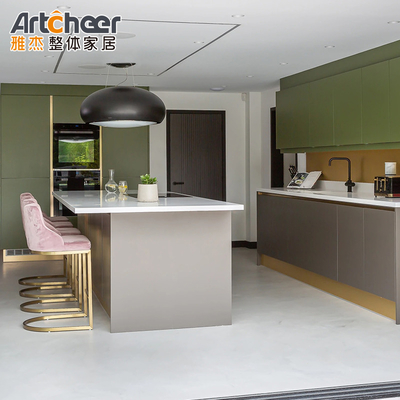 comprar Puertas de gabinete de cocina de oro con diseño moderno y puertas giratorias fabricación en línea