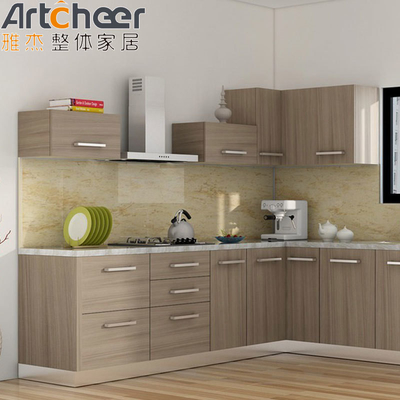 comprar Armarios de cocina modernos en forma de L con acabado de laca blanca brillante con puertas de madera maciza fabricación en línea