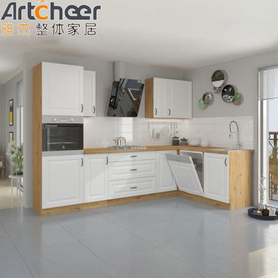 Armarios de cocina modernos y espolvoreo de piedra artificial para encimeras de diseño clásico